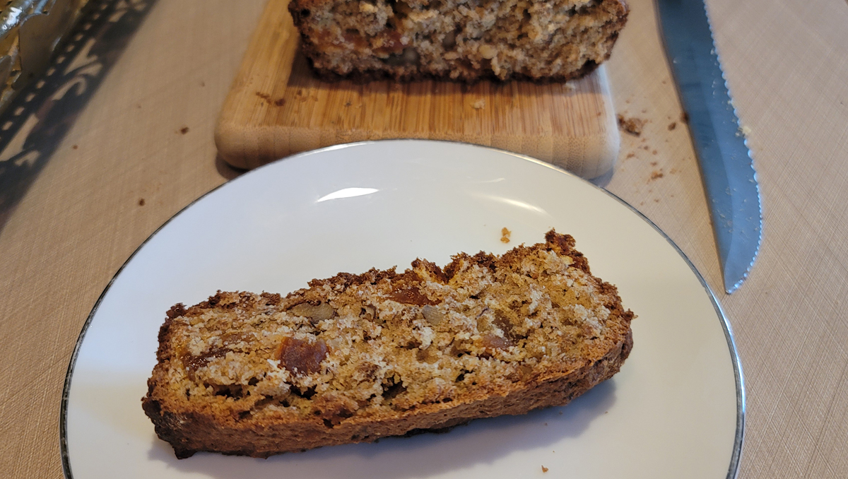 Banana, Bran, and Apricot Bread
